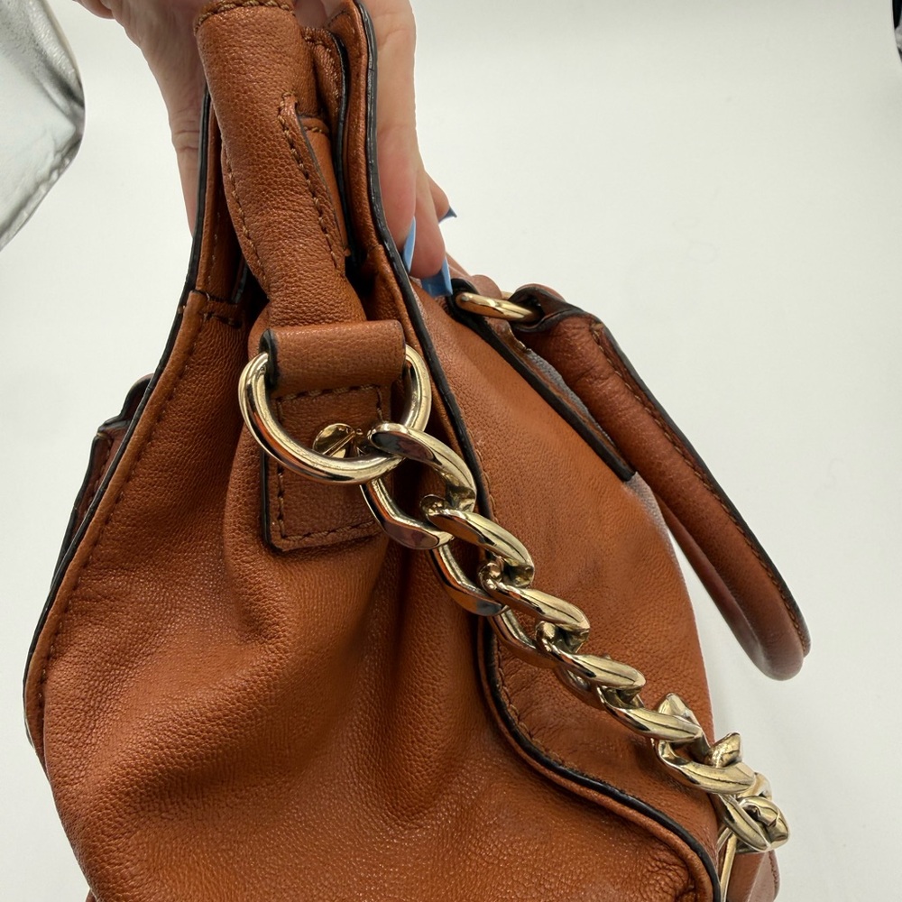 Michael Kors Cognac Leather Shoulder Bag with Gold Hardware - Picture 10 of 16